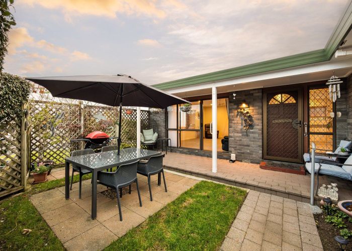  at 46 Lansdowne Crescent, Glenview, Hamilton, Waikato