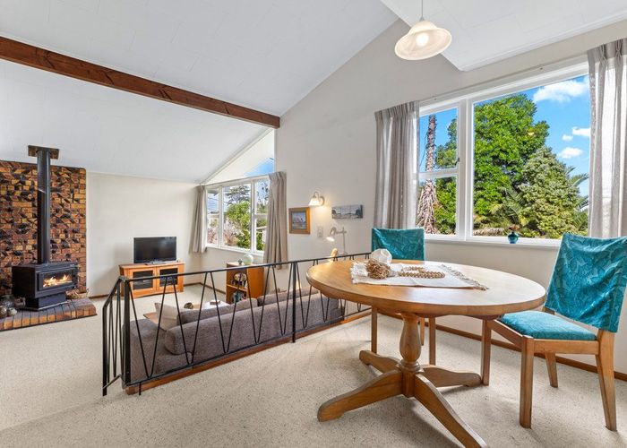  at 1/15A View Road, Glenfield, Auckland