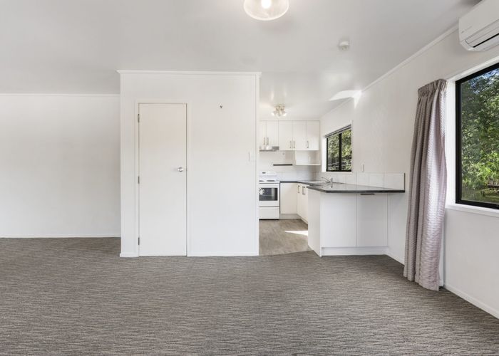  at 81 Moore Street, Hillcrest, North Shore City, Auckland