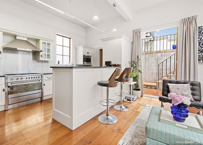  at 22 Talavera Terrace, Kelburn, Wellington