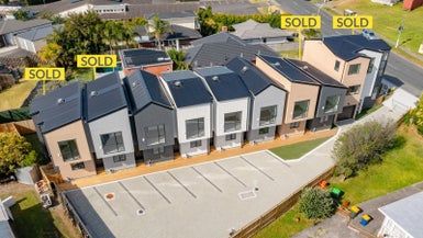  at 2/442 Old Te Atatu Road, Te Atatu Peninsula, Auckland