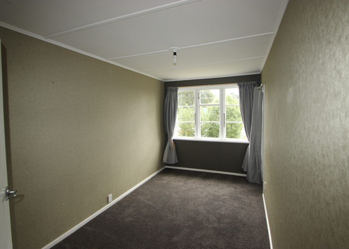  at 5 Warwick Street, Tapanui