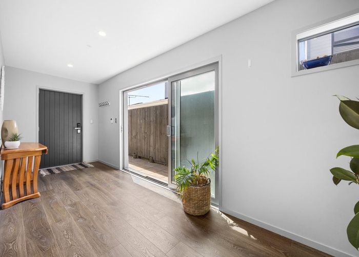  at 4/1A Halsey Road, Manurewa, Manukau City, Auckland
