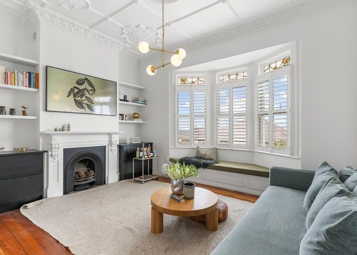  at 7 Colonial Road, Chatswood, North Shore City, Auckland