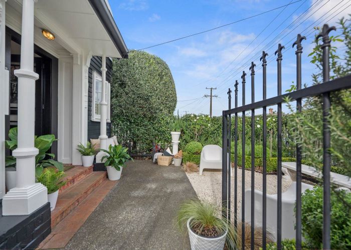  at 1/12A Church Street, Devonport, North Shore City, Auckland