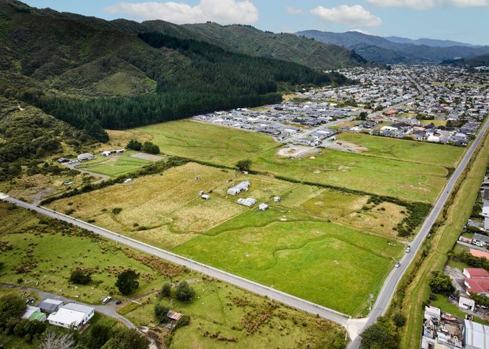  at 104 Upper Fitzherbert Road, Wainuiomata, Lower Hutt, Wellington
