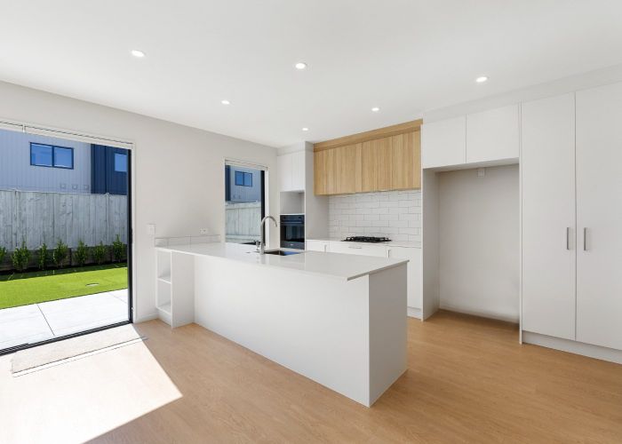  at 13 Pohorama Lane, Conifer Grove, Papakura, Auckland