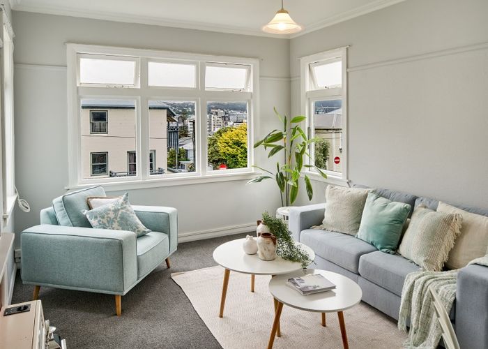  at 2/1 Rixon Grove, Mount Victoria, Wellington