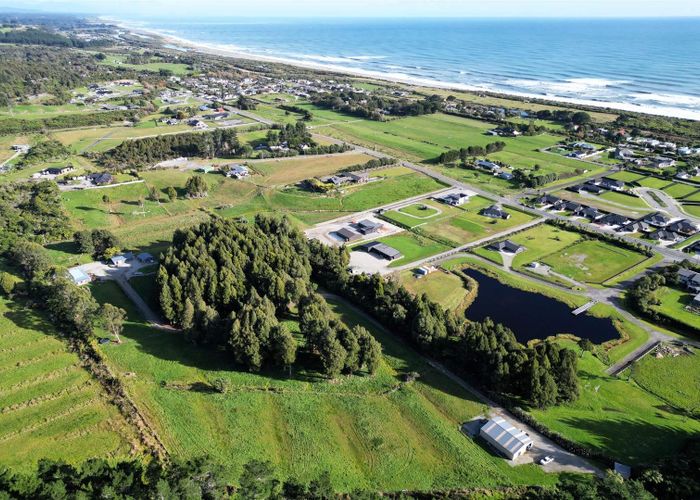  at 171 Coulson Road, Paroa, Grey, West Coast