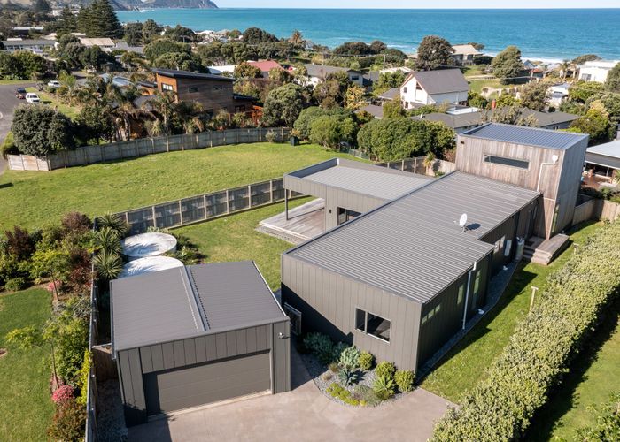  at 17 Beach Cove, Wainui, Gisborne
