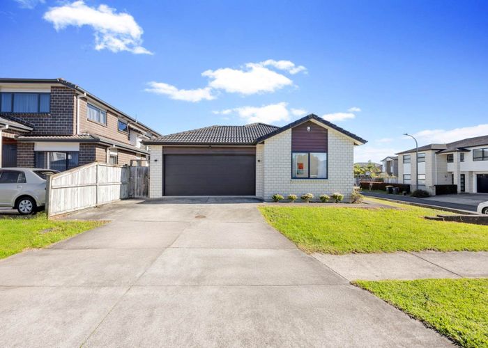  at 2 Cahir Place, Flat Bush, Manukau City, Auckland