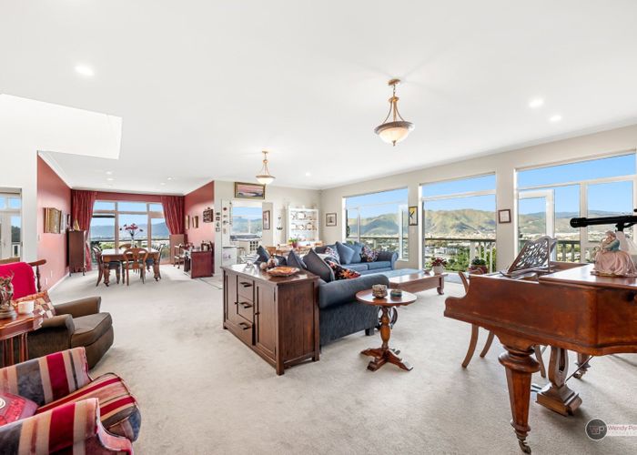  at 11C Miromiro Road, Maungaraki, Lower Hutt