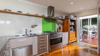  at 2/52 Weldene Avenue, Glenfield, Auckland