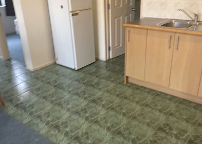  at 3 Maidstone Place, Oteha, Auckland