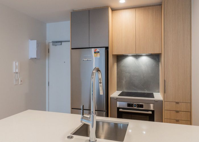 at 202/5-9 Madeira Lane , Grafton, Auckland City, Auckland