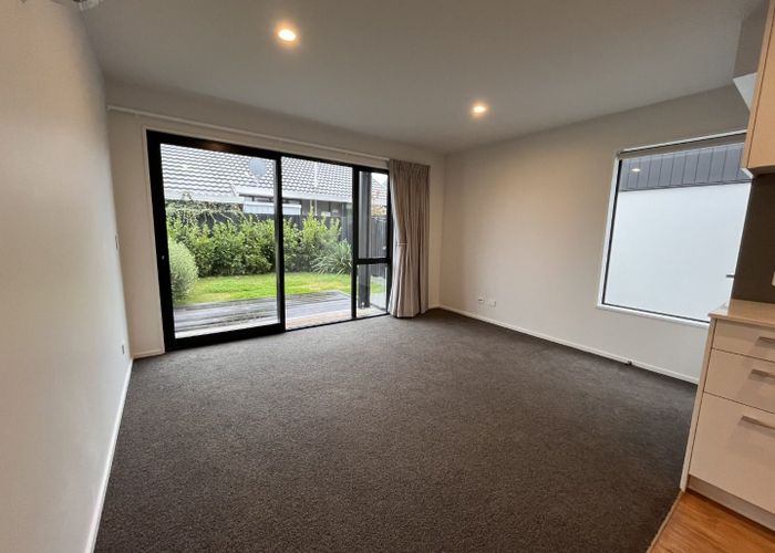  at 2/98 Proctor Street, Papanui, Christchurch City, Canterbury