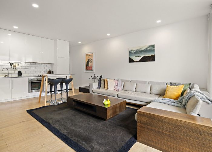  at 2B/6 Fisher-point Drive, Freemans Bay, Auckland