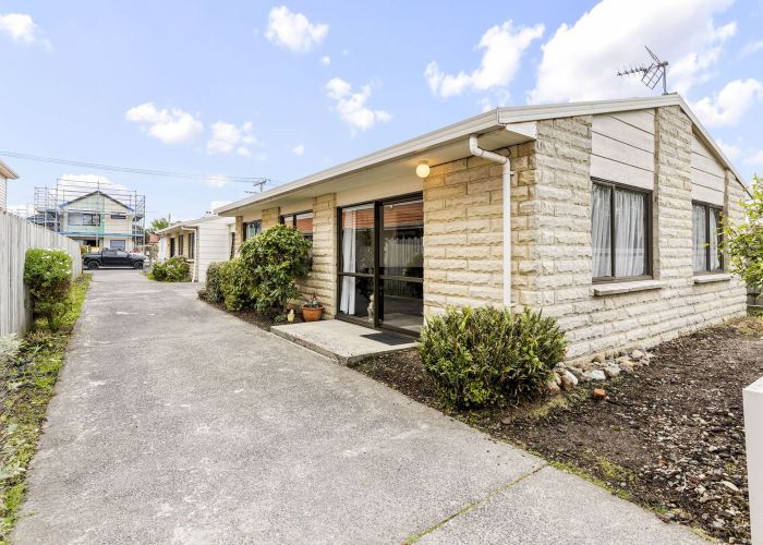  at 8B Grove Street, Saint Kilda, Dunedin, Otago