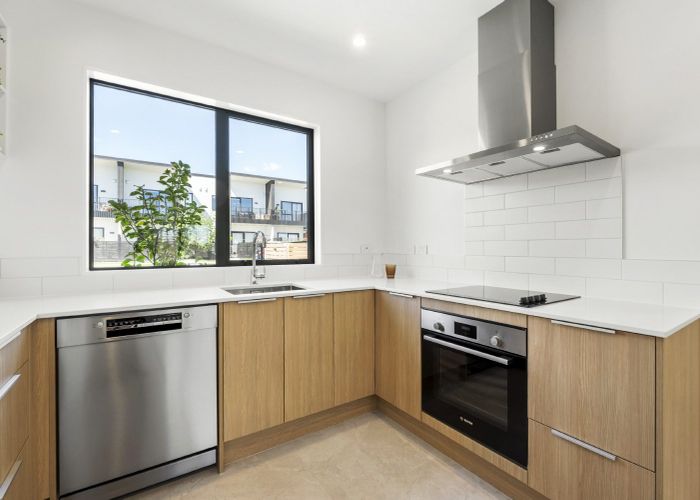  at 17 Karamu Road, Flat Bush, Manukau City, Auckland