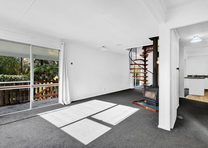  at 8 Elizabeth Place, Ferndale, New Plymouth