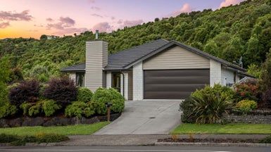  at 281 Lakes Boulevard, Pyes Pa, Tauranga