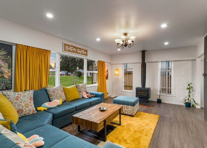  at 400 Great South Road, Opaheke, Papakura