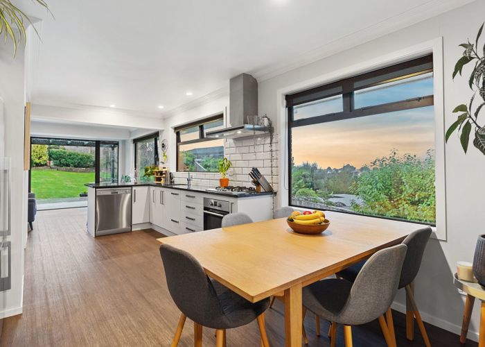  at 9 Glenn Terrace, Otumoetai, Tauranga, Bay Of Plenty