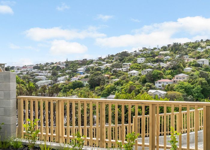  at 2/69 Tiketike Way, Brooklyn, Wellington