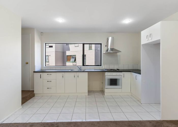  at 10/1 Briar Way, New Lynn, Auckland