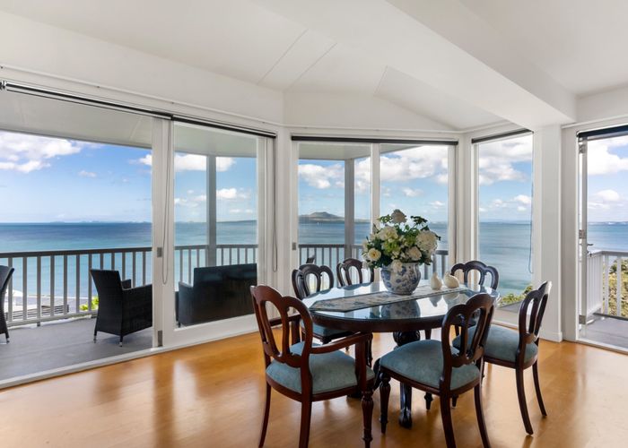  at 11 Kitchener Road, Takapuna, North Shore City, Auckland