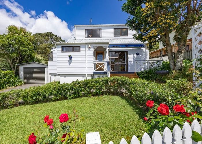  at 62 Rhinevale Close, Henderson, Waitakere City, Auckland