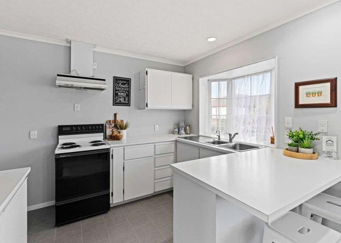  at 7 Kaipara Court, Highbury, Palmerston North