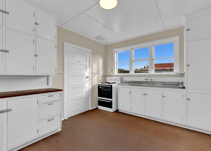  at 42 Pitcairn Crescent, Bryndwr, Christchurch City, Canterbury