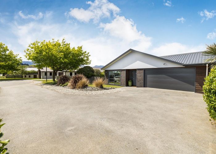  at 19 Haddow's Place, Lake Hayes, Queenstown