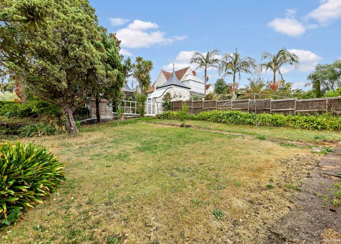  at 15 Rangitoto Avenue, Remuera, Auckland