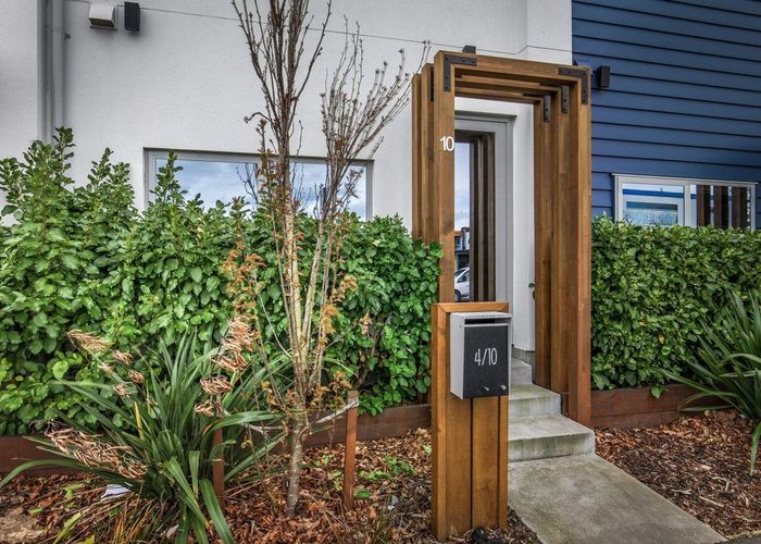  at 4/10 Riccarton Road, Riccarton, Christchurch