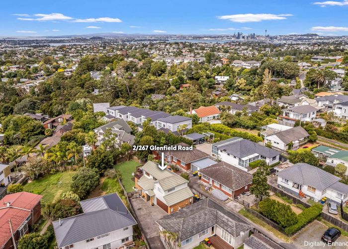  at 2/267 Glenfield Road, Hillcrest, North Shore City, Auckland