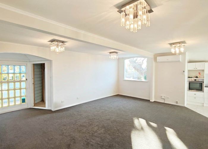  at 17 Waimana Avenue, Northcote Point, North Shore City, Auckland