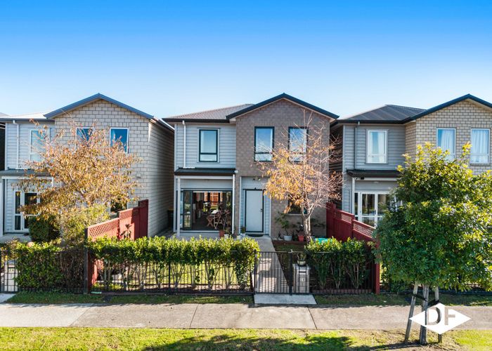  at 28 Kuurae Crescent, Weymouth, Manukau City, Auckland
