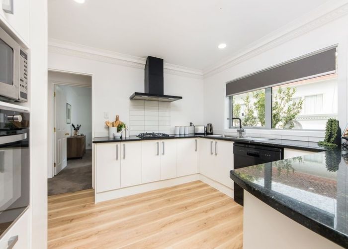  at 29 Ian Marwick Place, Birkenhead, Auckland