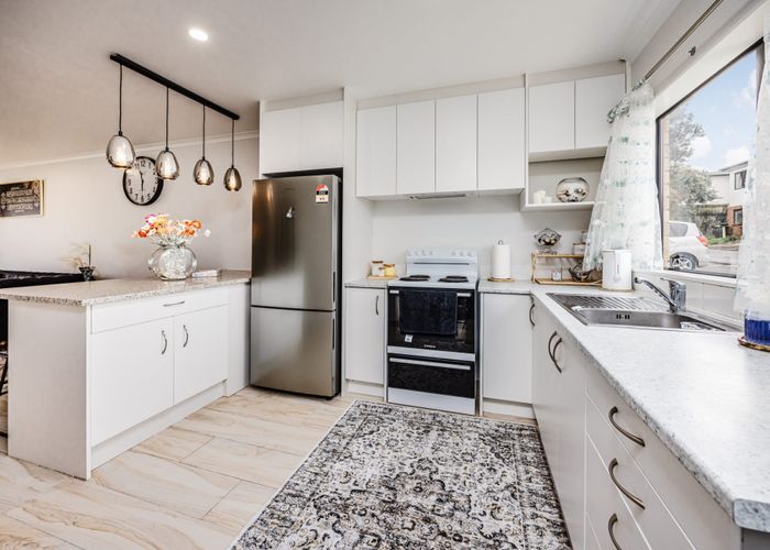  at 11 Battlen Place, Manurewa, Manukau City, Auckland
