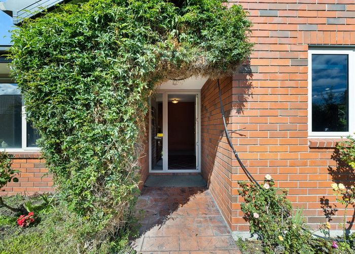  at 2 Moule Street, Addington, Christchurch City, Canterbury