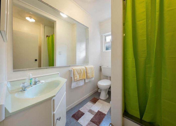  at 1/105 Landscape Road, Mount Eden, Auckland