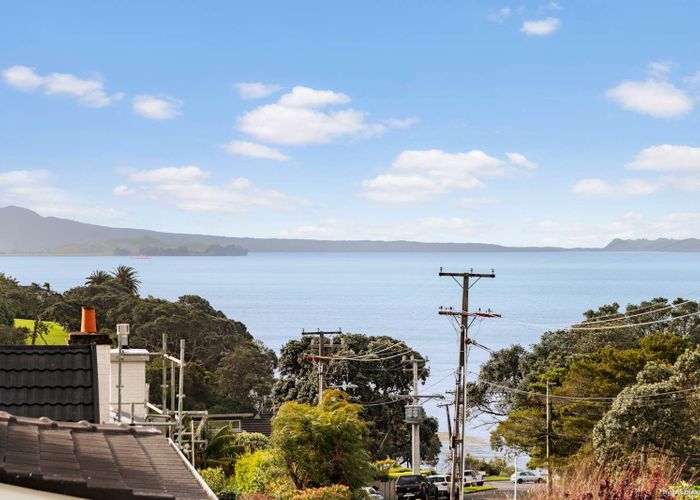  at 142 Mellons Bay Road, Mellons Bay, Manukau City, Auckland
