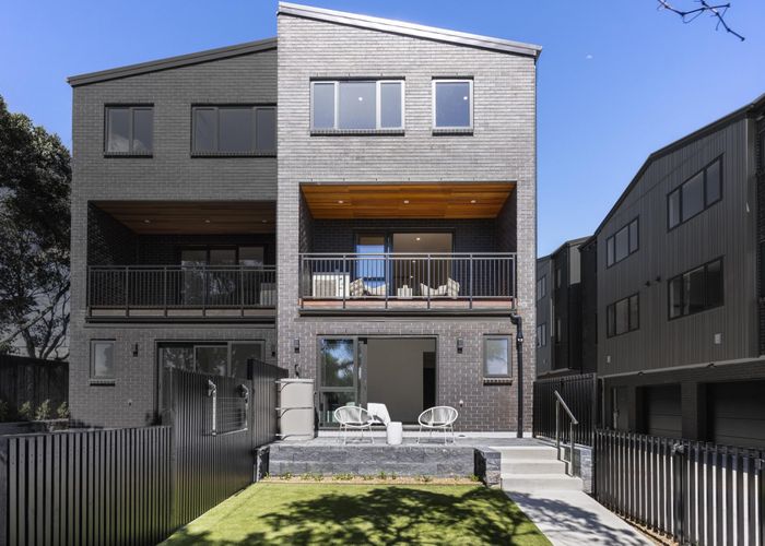  at 9-11 Huia Road, Point Chevalier, Auckland City, Auckland
