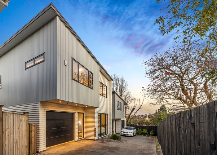  at 7A Ballial Place, West Harbour, Auckland