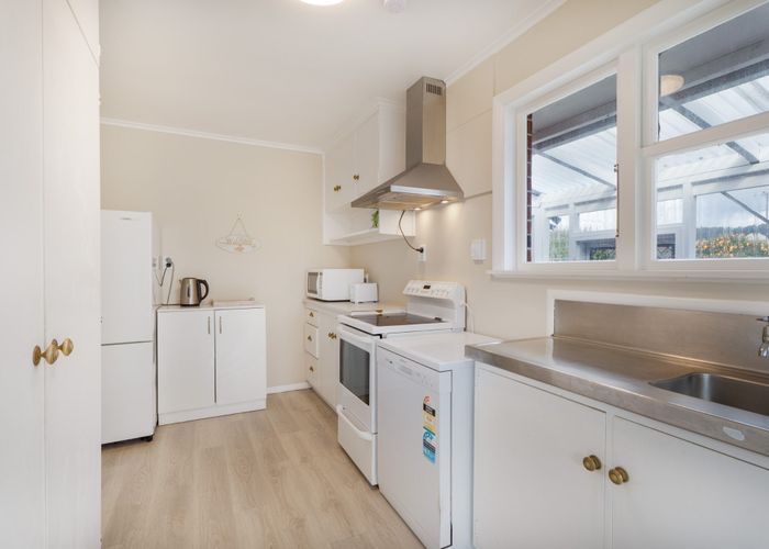  at 2/49A Shakespeare Avenue, Trentham, Upper Hutt, Wellington