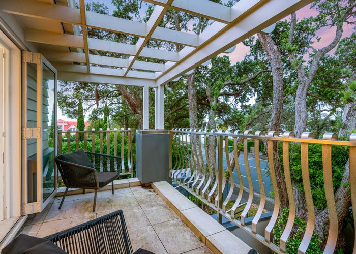  at 270 Hurstmere Road, Takapuna, North Shore City, Auckland