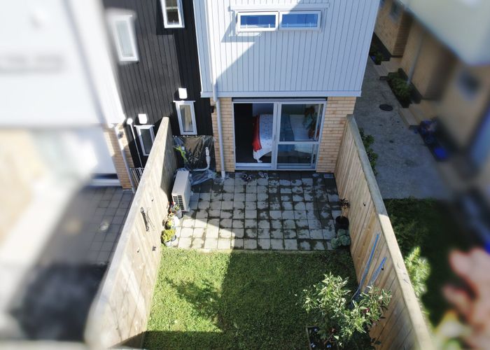  at 33 Helen Jenepher Lane, Mount Wellington, Auckland City, Auckland