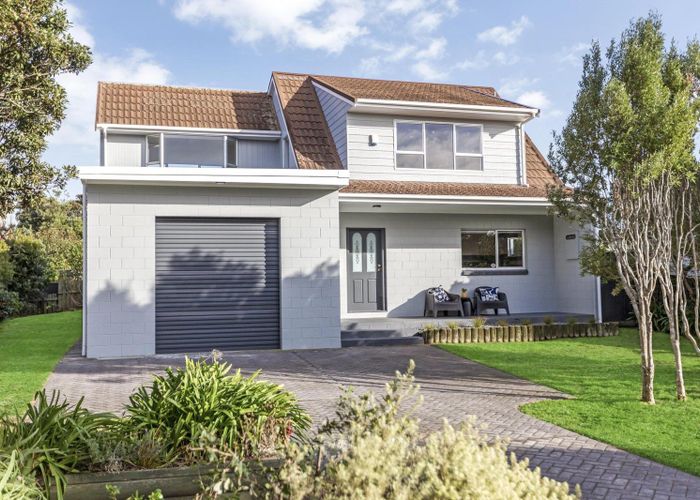  at 1 Goldie Place, Waikanae Beach, Kapiti Coast, Wellington